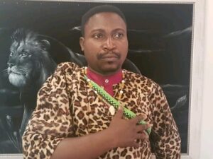 RDC – Malaise à l’Union sacrée : Mfumu Ntoto dénonce l’absence de méritocratie